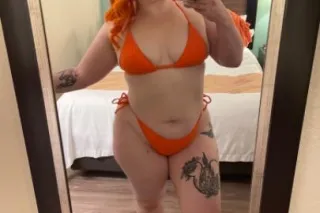 Thick SNOW BUNNY 👀💦🔥 ...Let me Drain You Daddy 👀 - Image 1